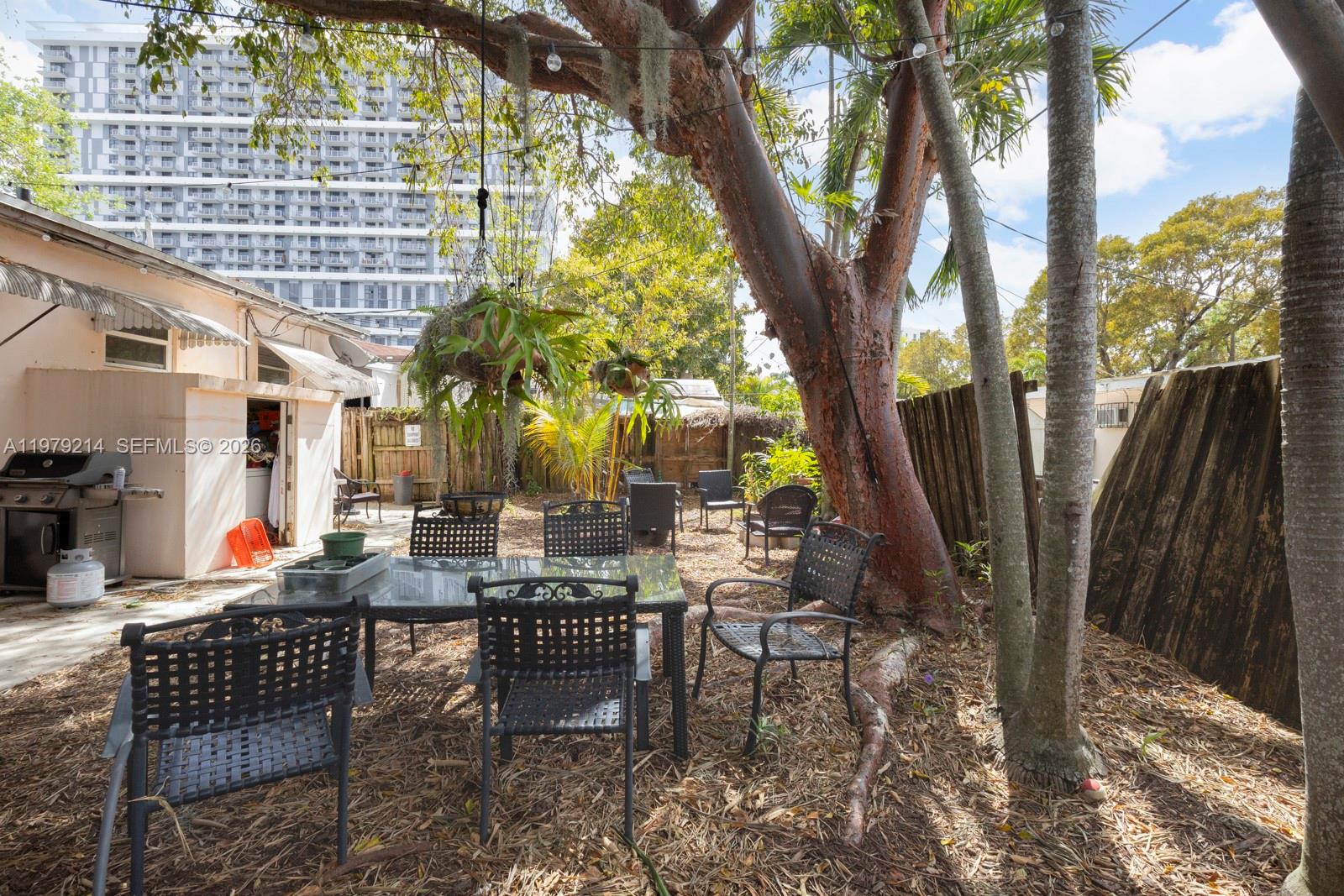 SOUTH BAY ESTATES - Residential