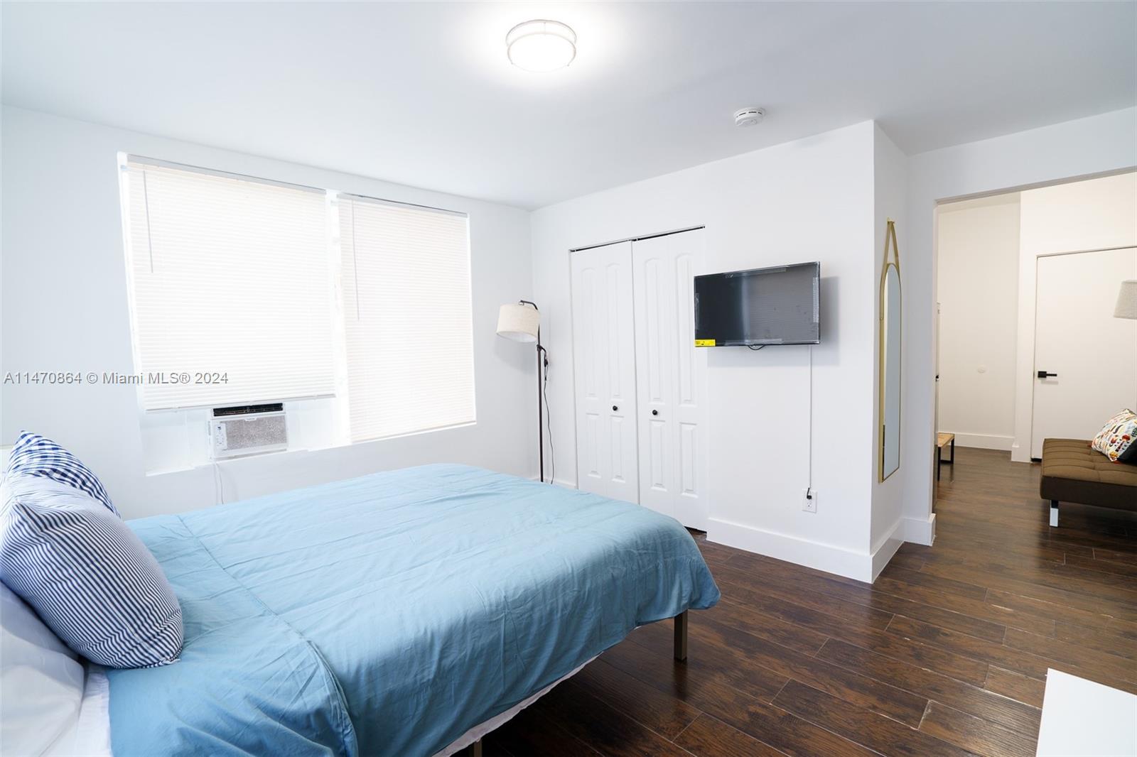 CORAL GABLES FLAGLER STRE - Residential Lease