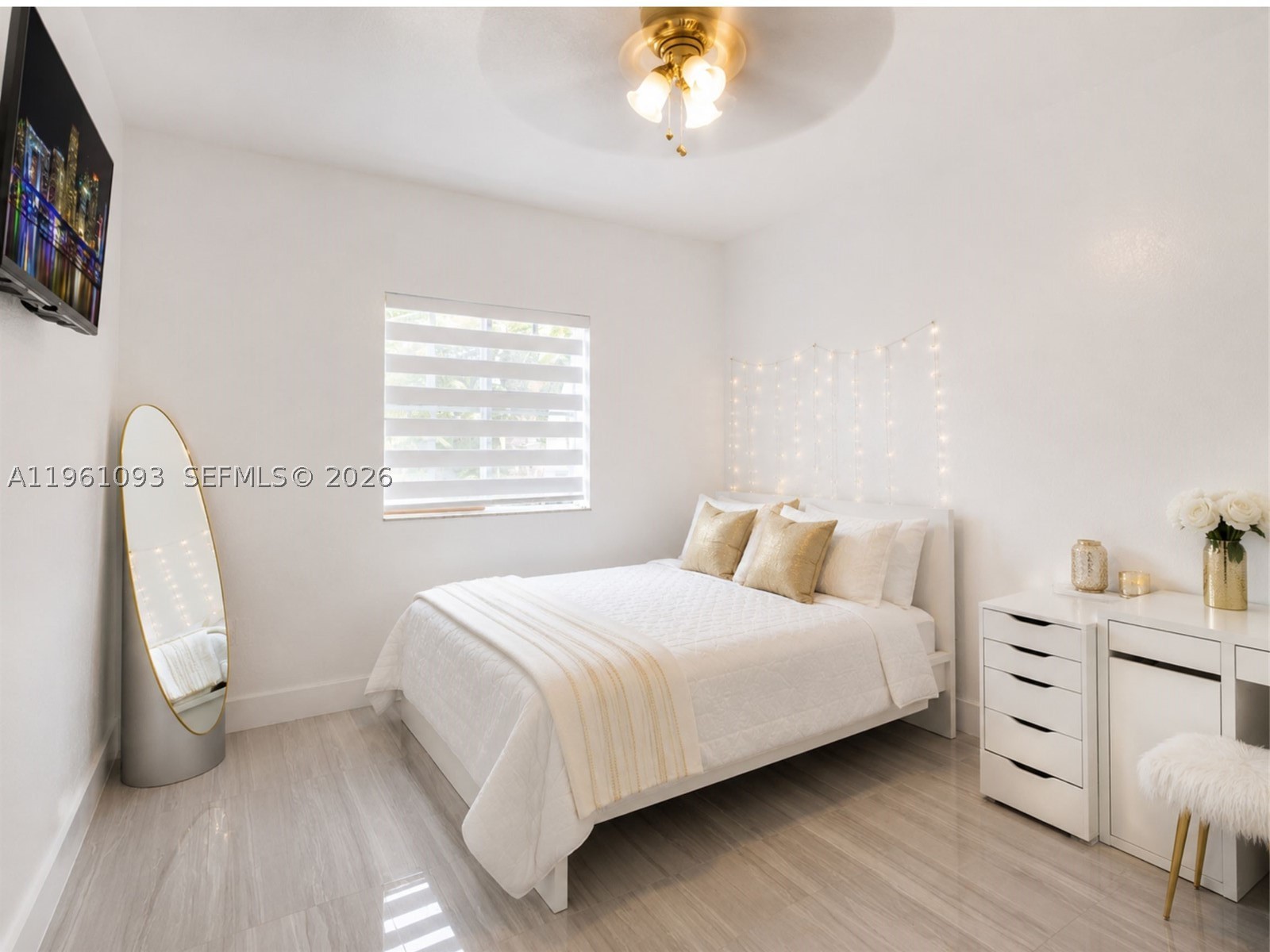 BISCAYNE DRIVE ESTATES - Residential