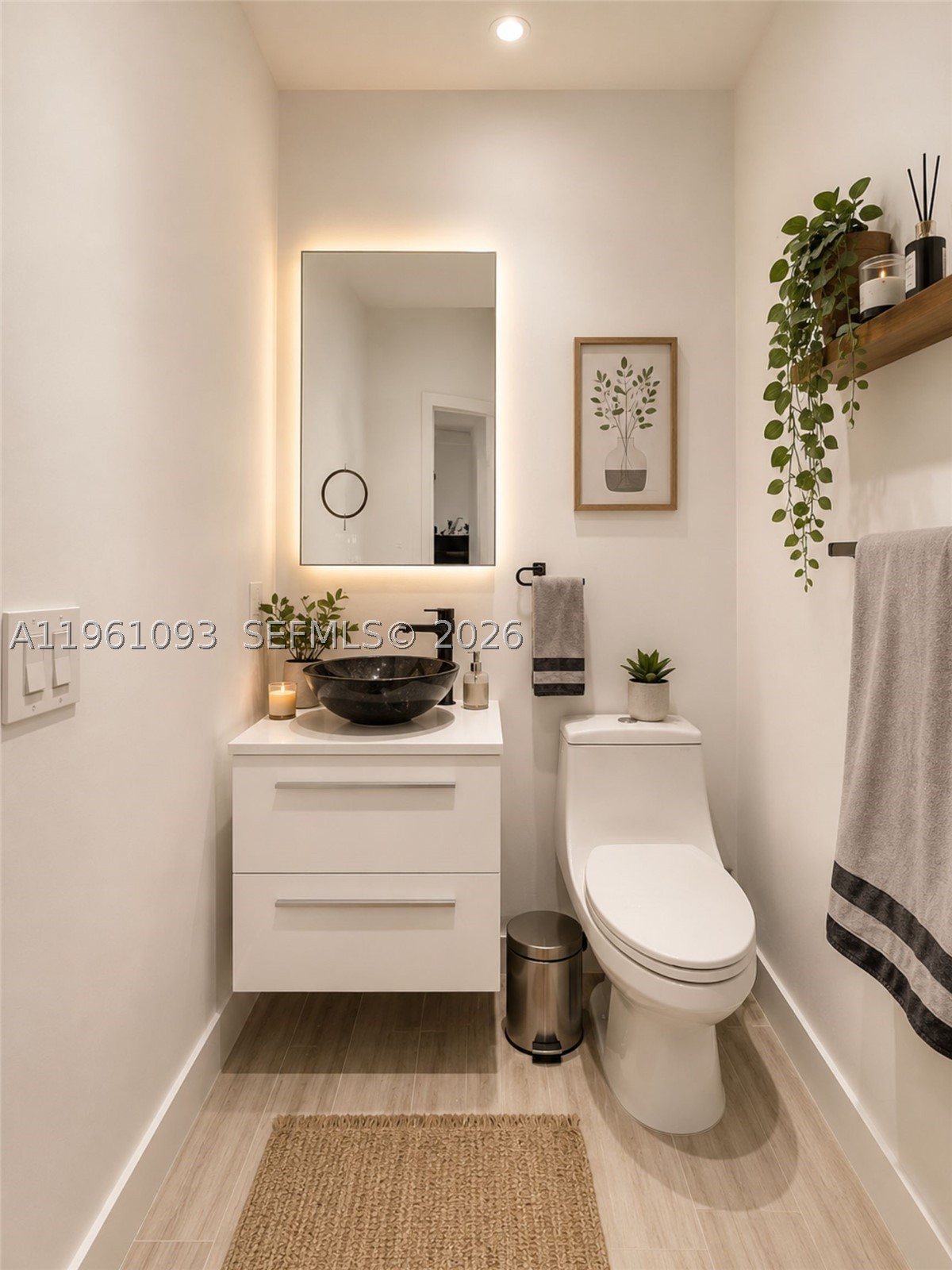 BISCAYNE DRIVE ESTATES - Residential