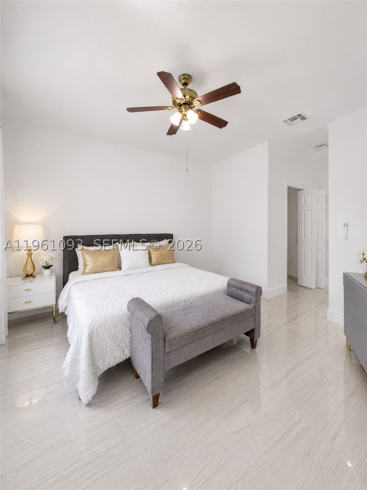 BISCAYNE DRIVE ESTATES - Residential