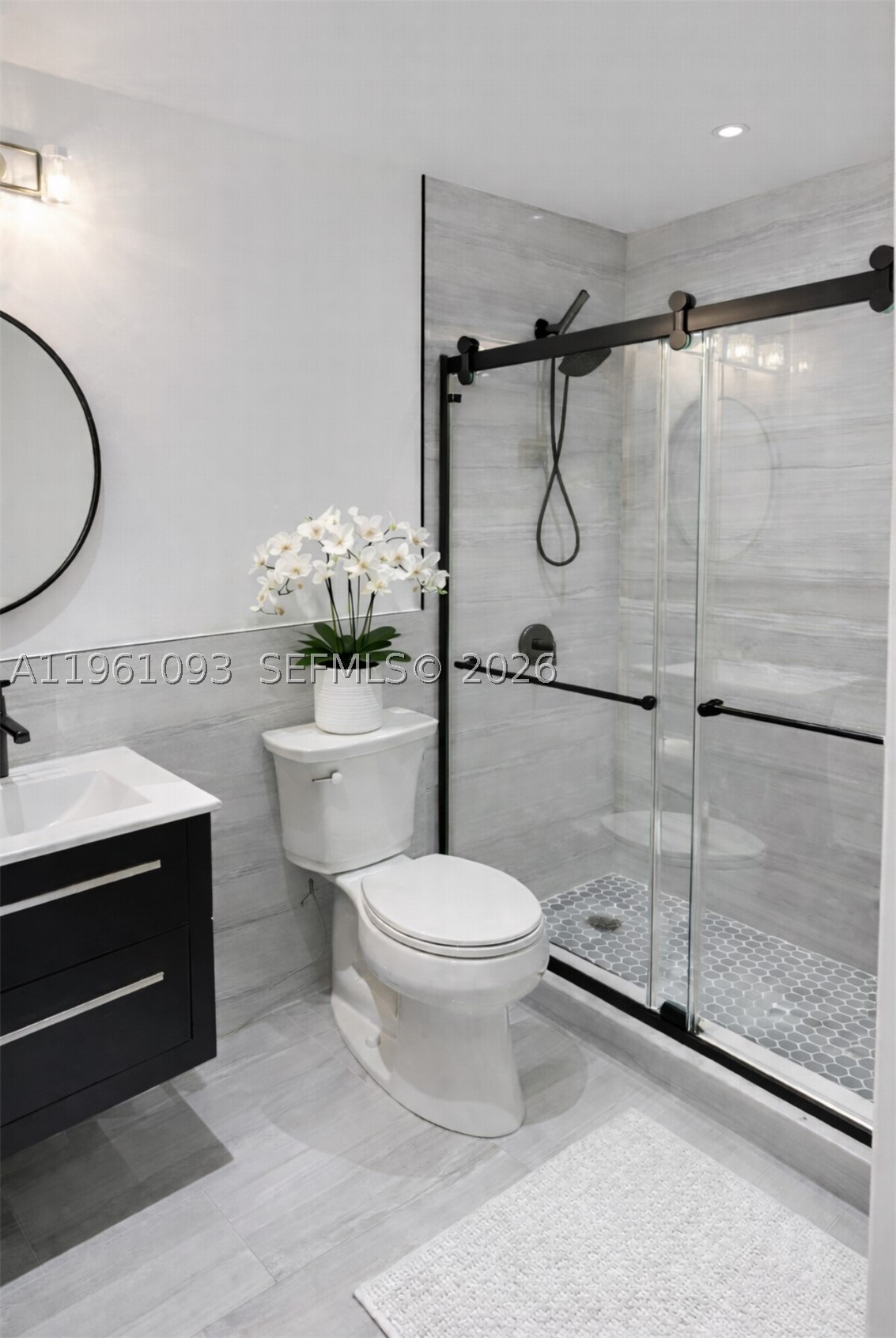 BISCAYNE DRIVE ESTATES - Residential