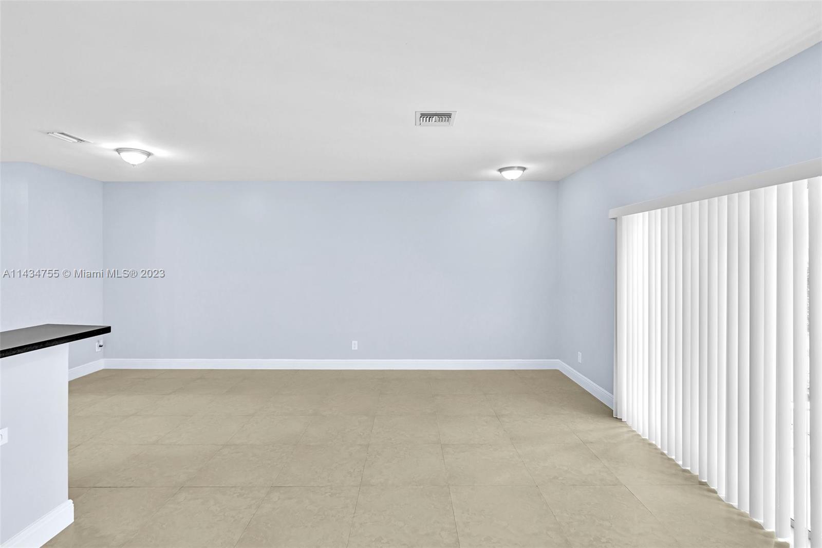EMERALD COURTS - OPAL CRE - Residential