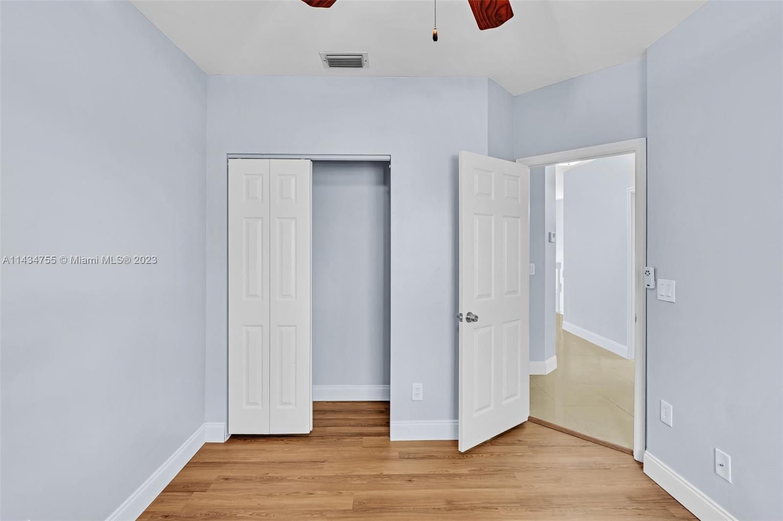 EMERALD COURTS - OPAL CRE - Residential