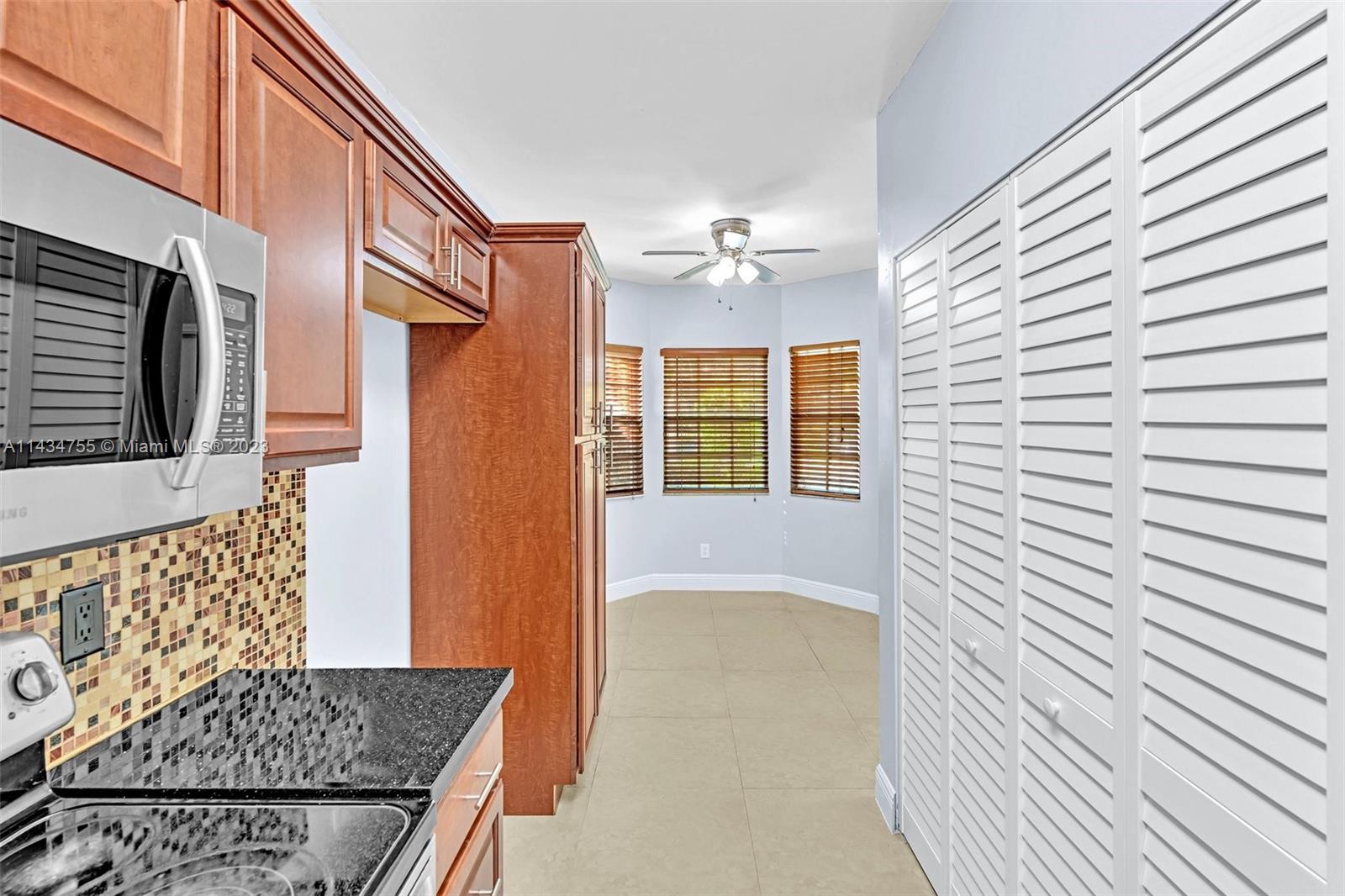 EMERALD COURTS - OPAL CRE - Residential