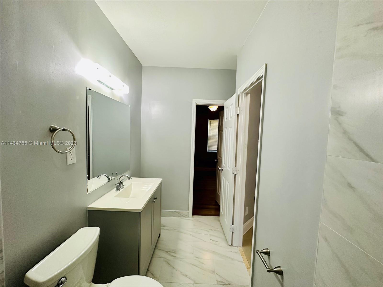 EMERALD COURTS - OPAL CRE - Residential