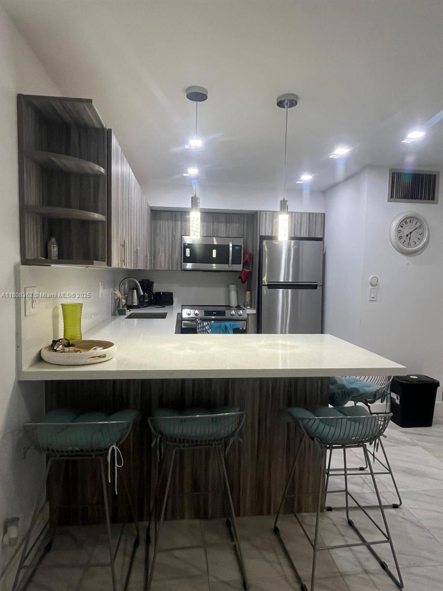 WARRENTON HOUSE CONDO - Residential
