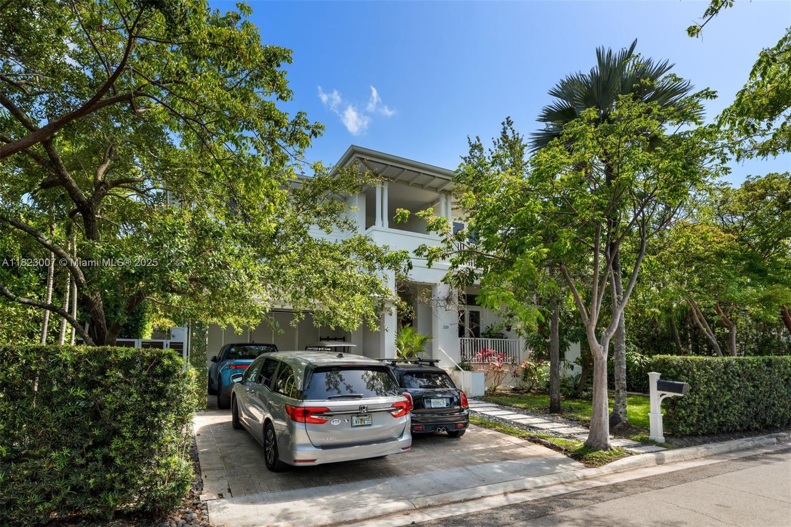 TROPICAL ISLE HOMES SUB 4 - Residential