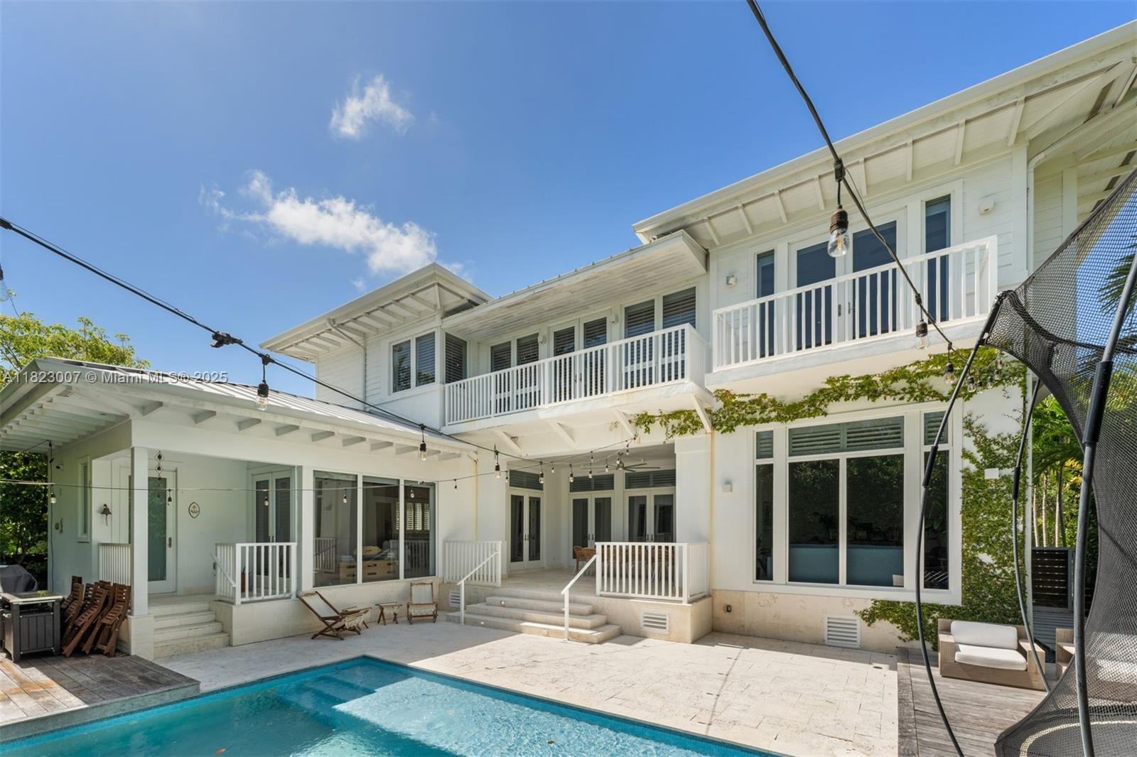 TROPICAL ISLE HOMES SUB 4 - Residential