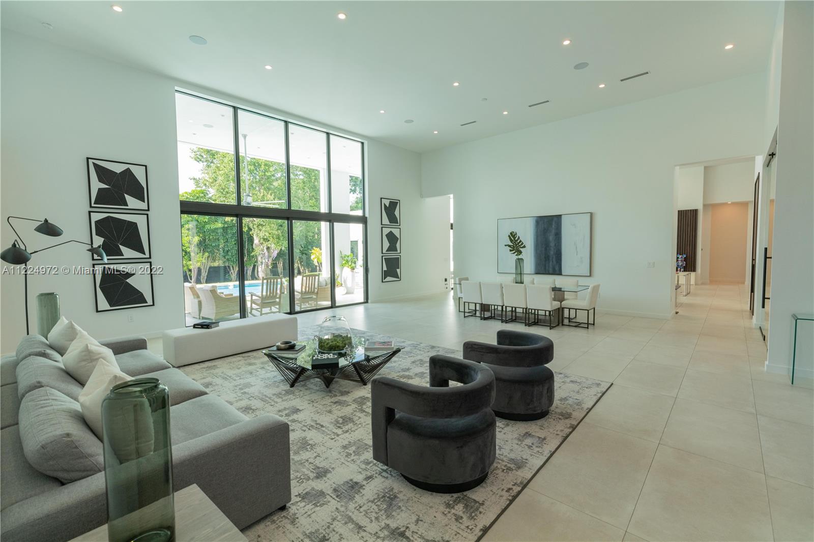 TOWN & RANCH ESTATES - Residential