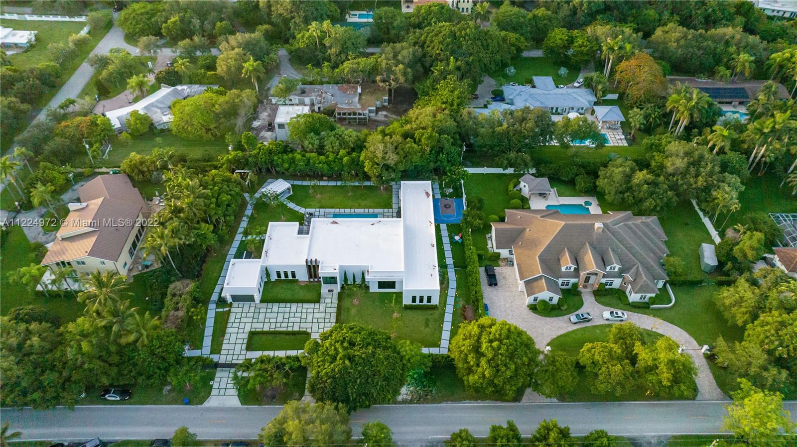 TOWN & RANCH ESTATES - Residential