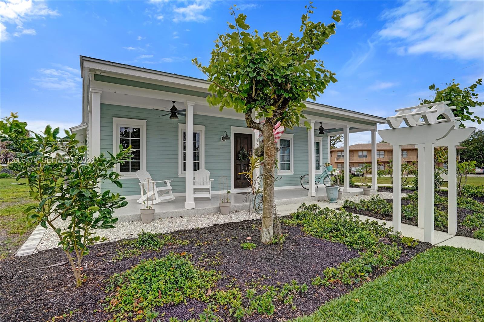 SALERNO SHORES - Residential