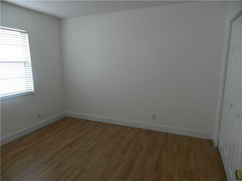 PLANTATION RACQUET CLUB C - Residential Lease