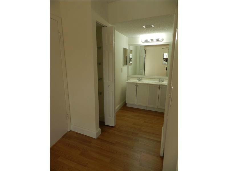 PLANTATION RACQUET CLUB C - Residential Lease