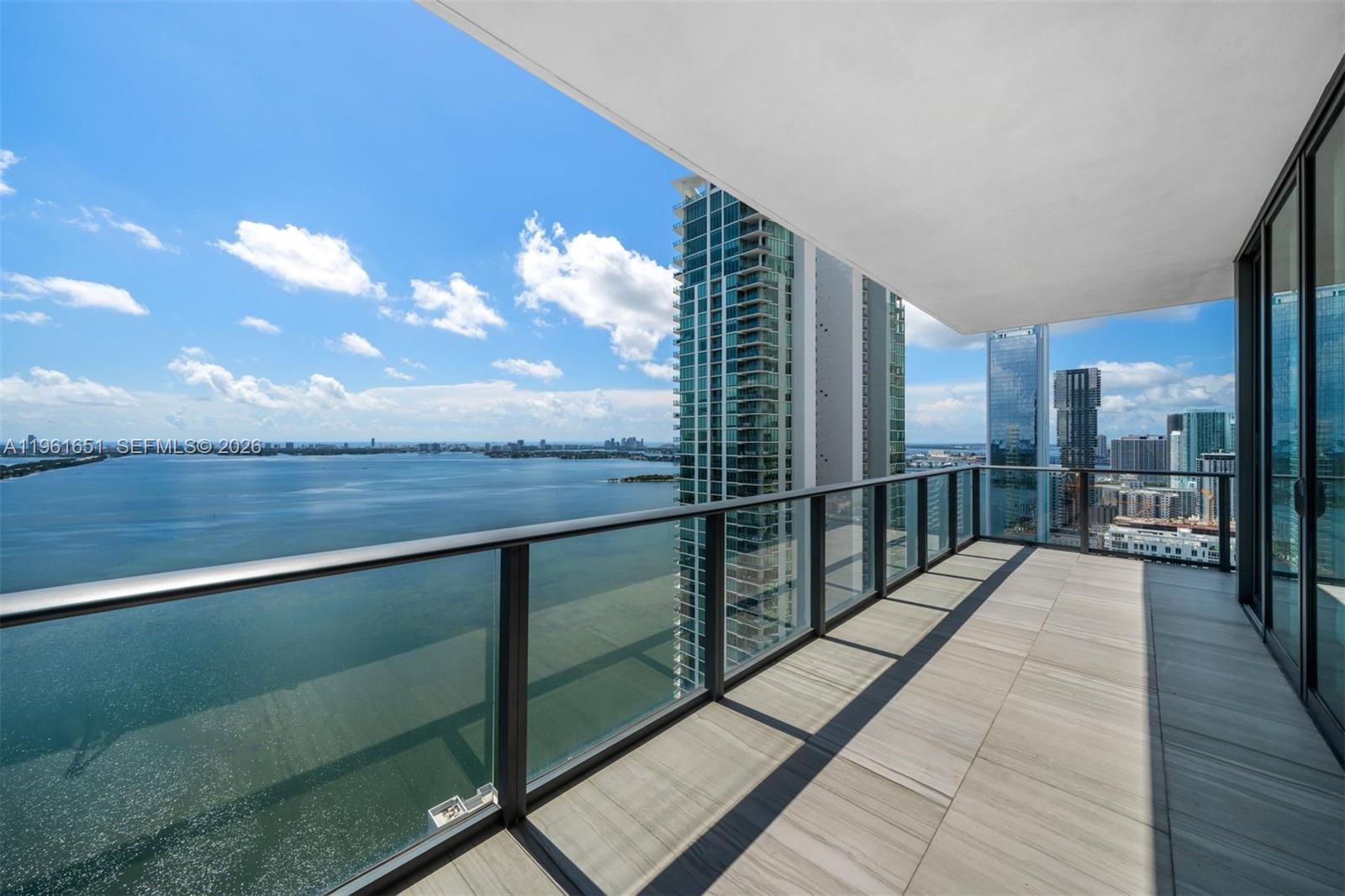 GRAN PARAISO CONDO - Residential