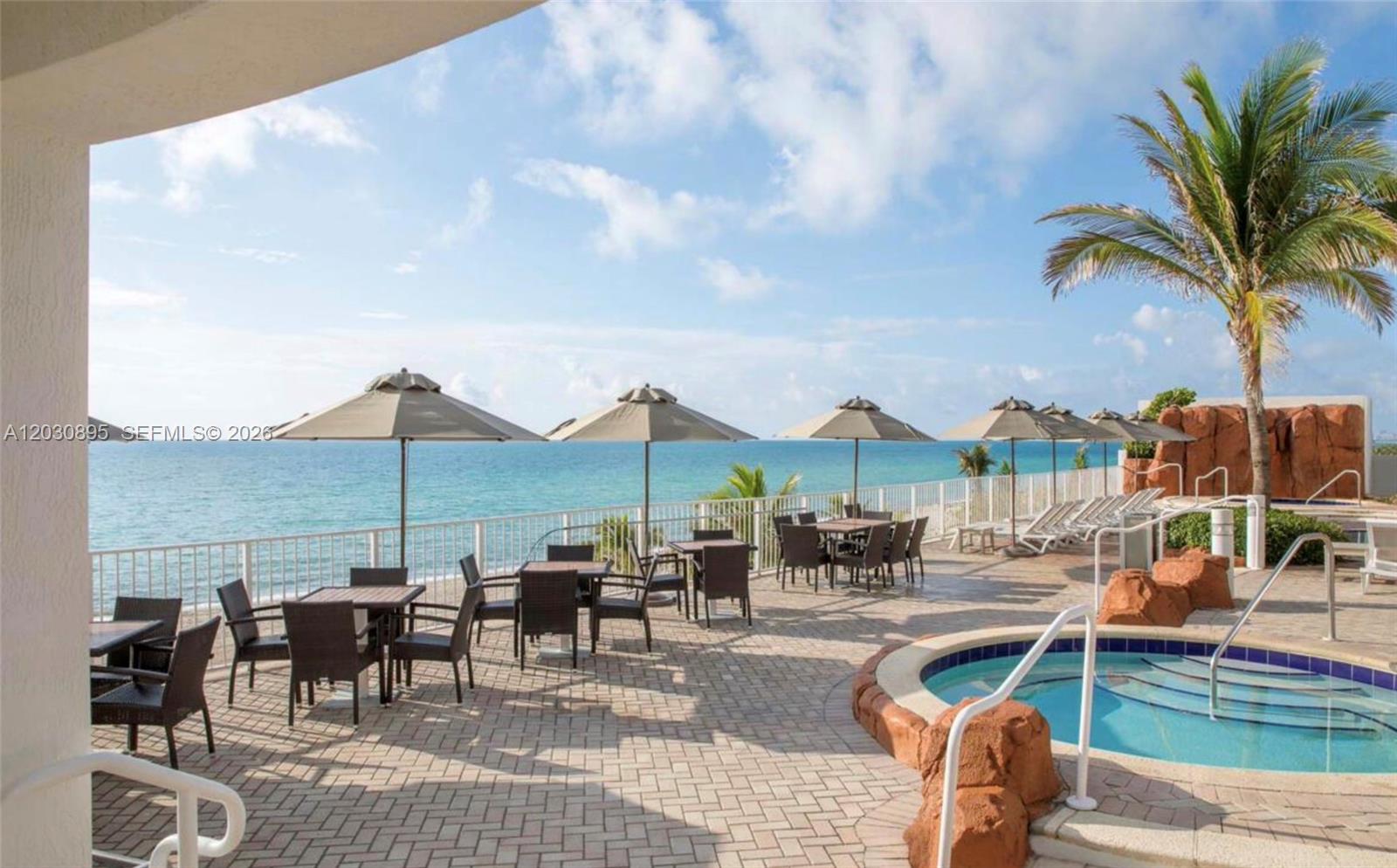 TRUMP INTERNATIONAL SONES - Residential