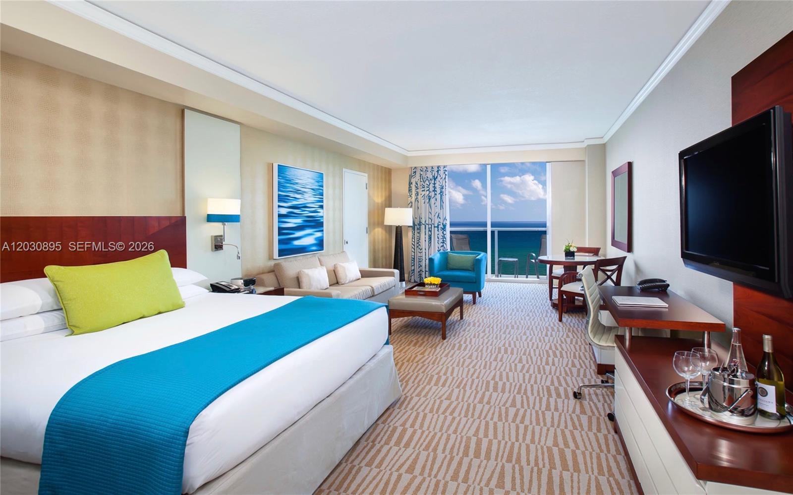 TRUMP INTERNATIONAL SONES - Residential