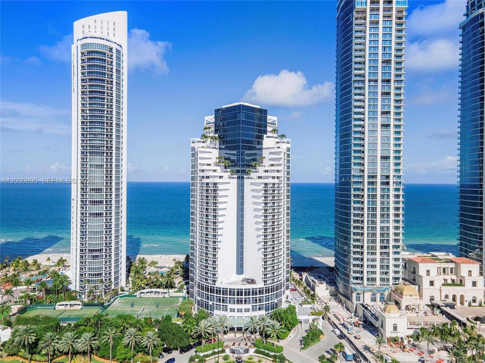 TRUMP INTERNATIONAL SONES - Residential