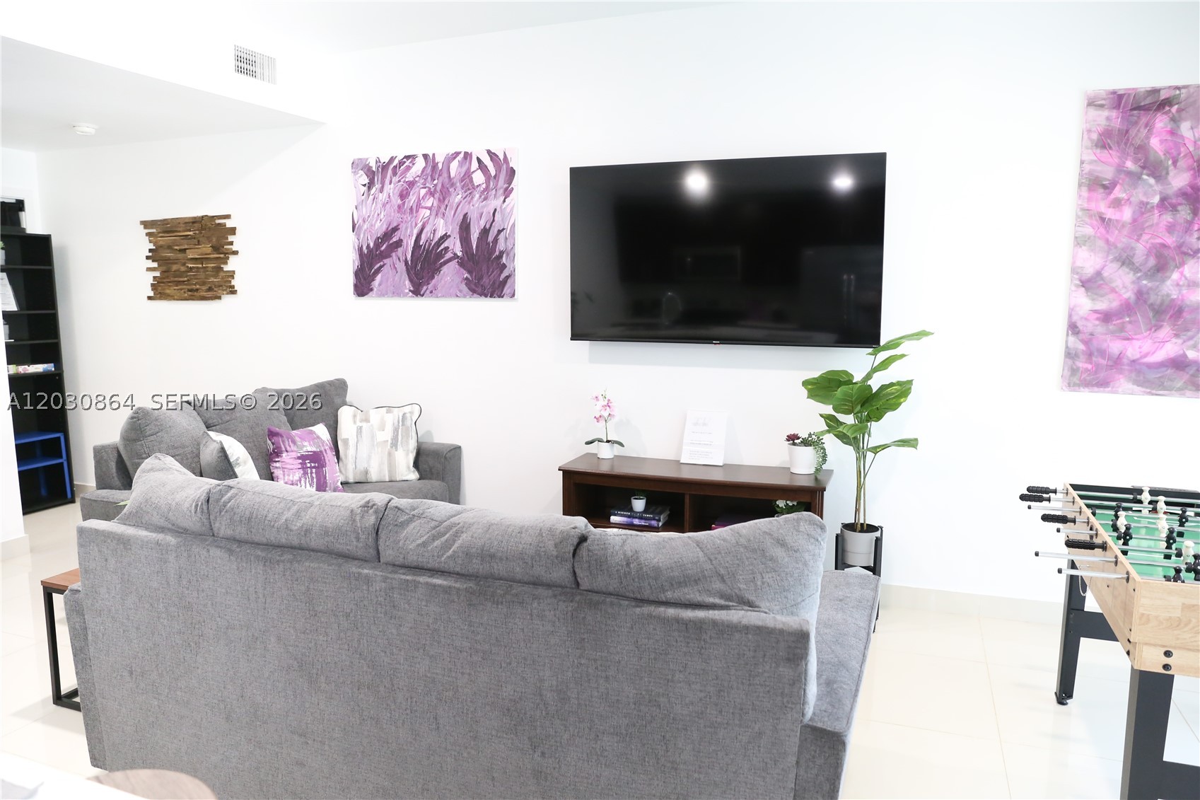 PARADISE GARDENS - Residential Lease