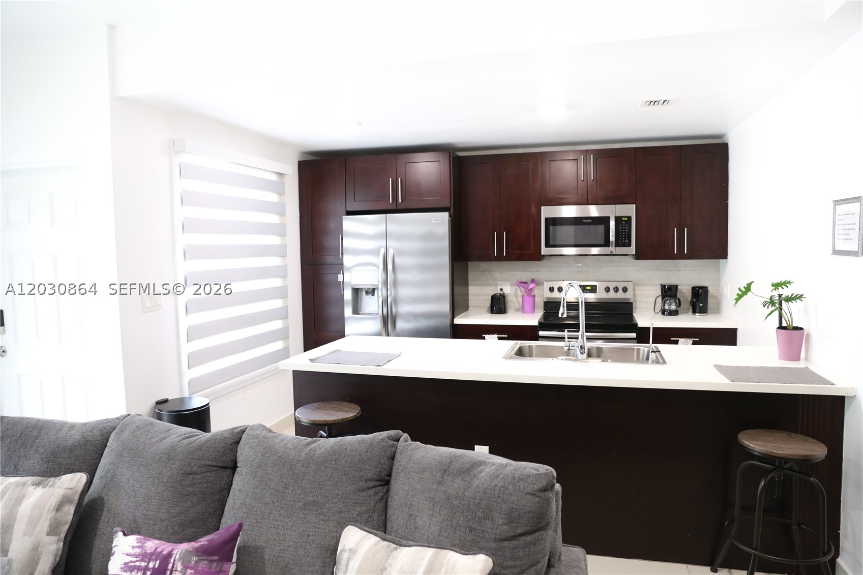 PARADISE GARDENS - Residential Lease