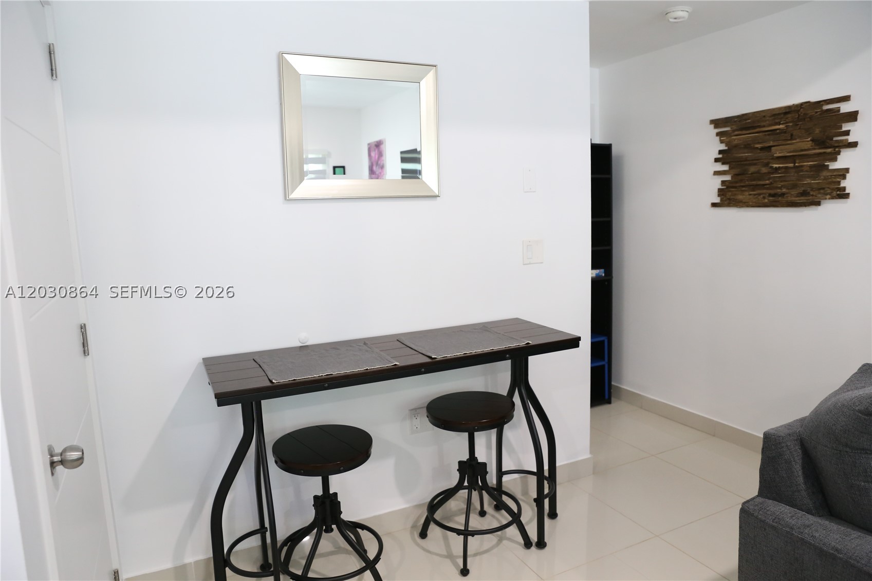 PARADISE GARDENS - Residential Lease