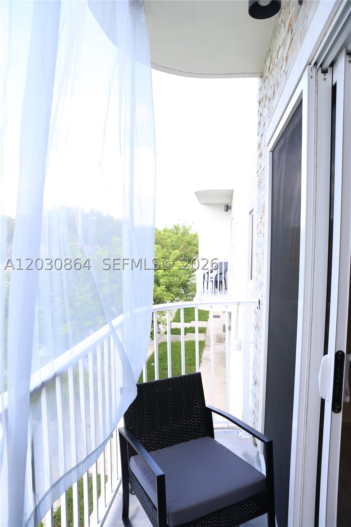 PARADISE GARDENS - Residential Lease
