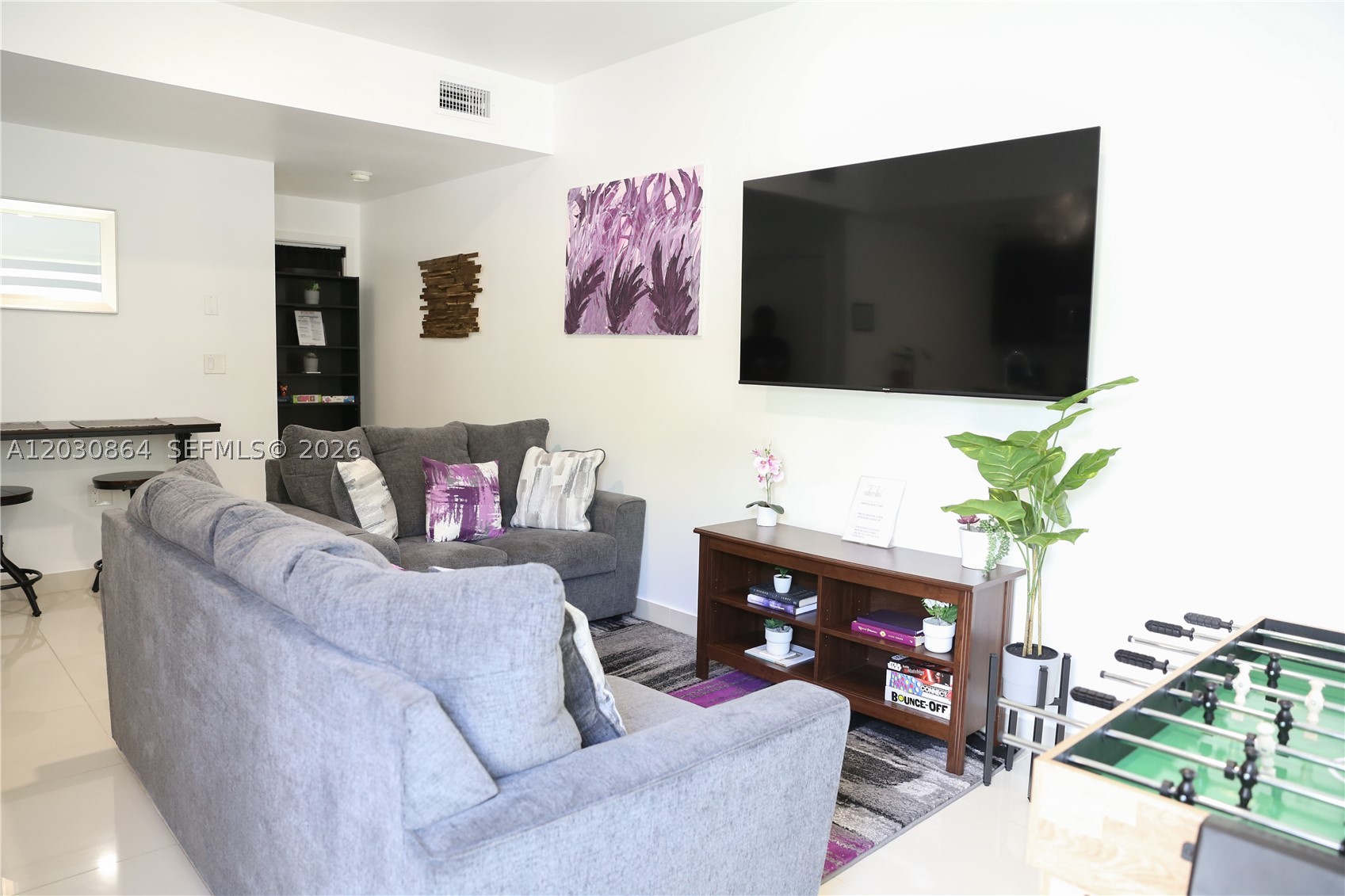 PARADISE GARDENS - Residential Lease