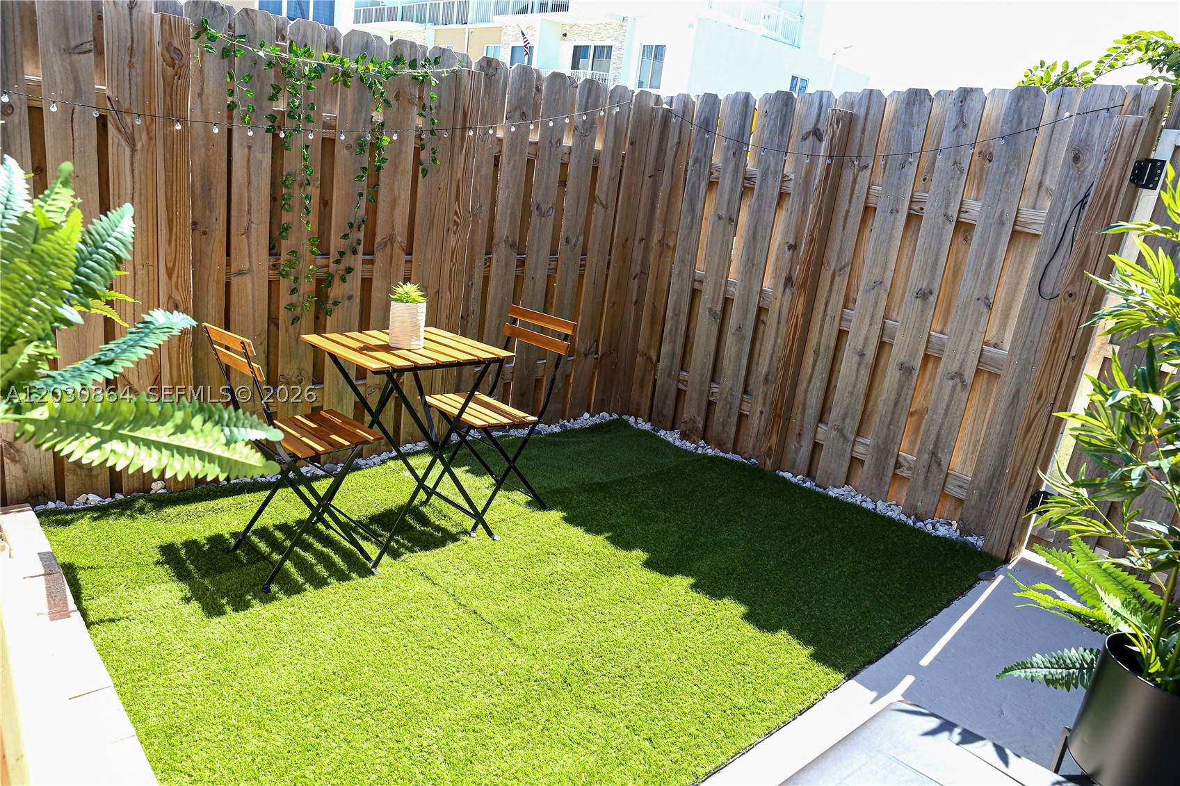 PARADISE GARDENS - Residential Lease