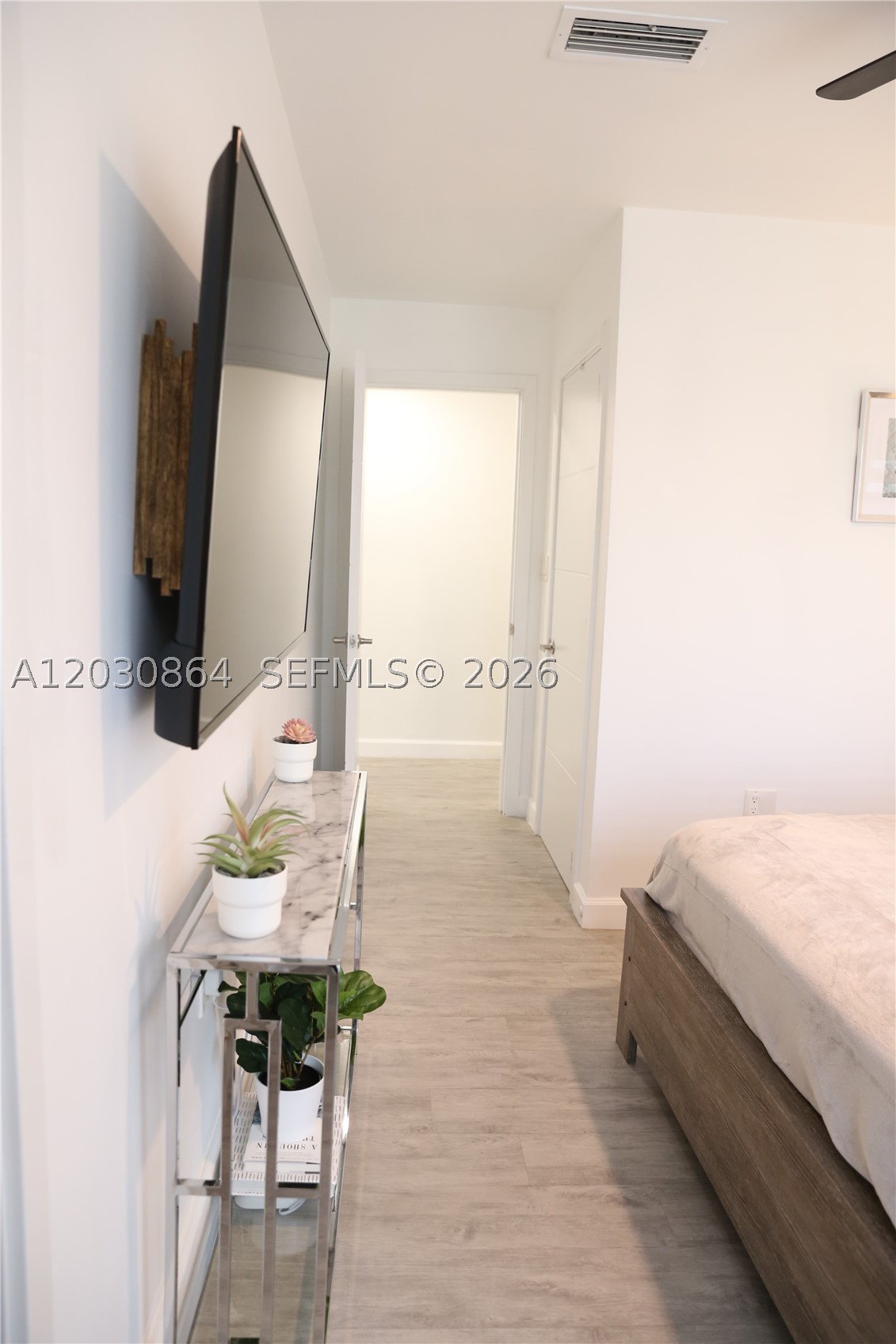 PARADISE GARDENS - Residential Lease