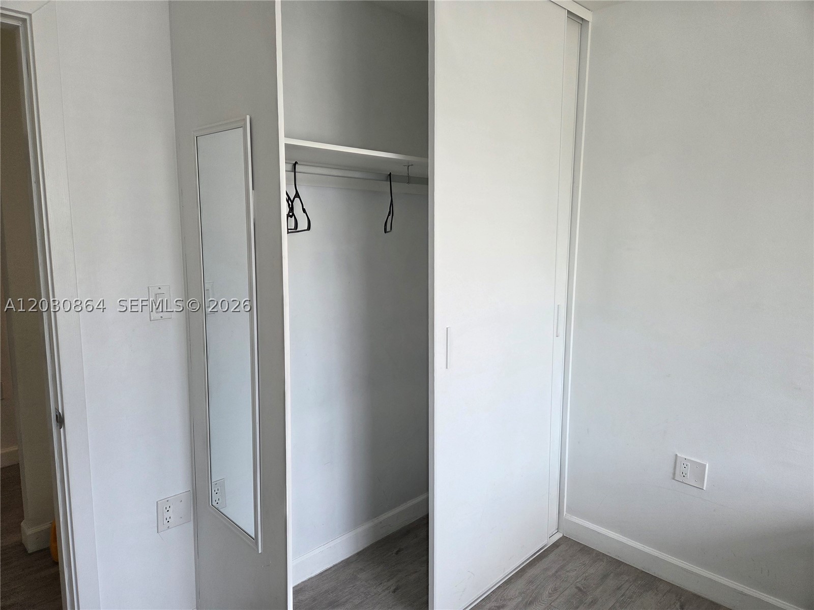 PARADISE GARDENS - Residential Lease