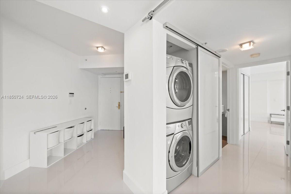 LA GORCE PALACE CONDO - Residential