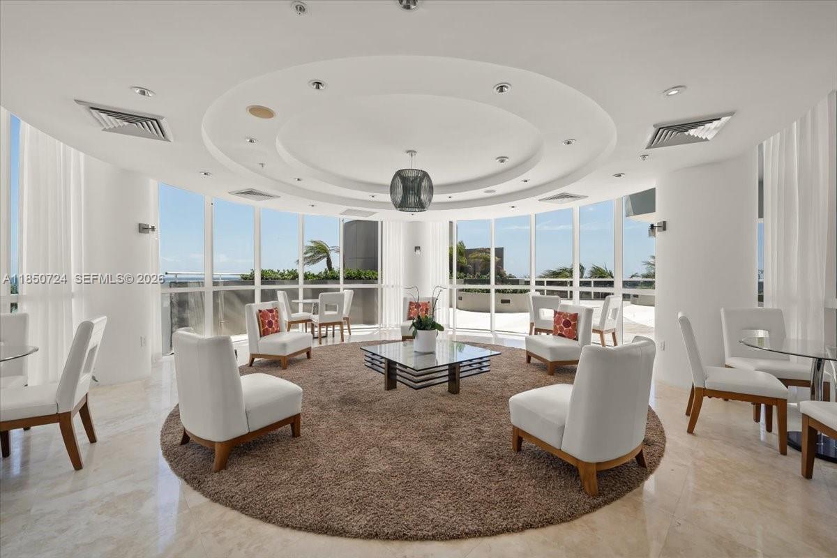 LA GORCE PALACE CONDO - Residential