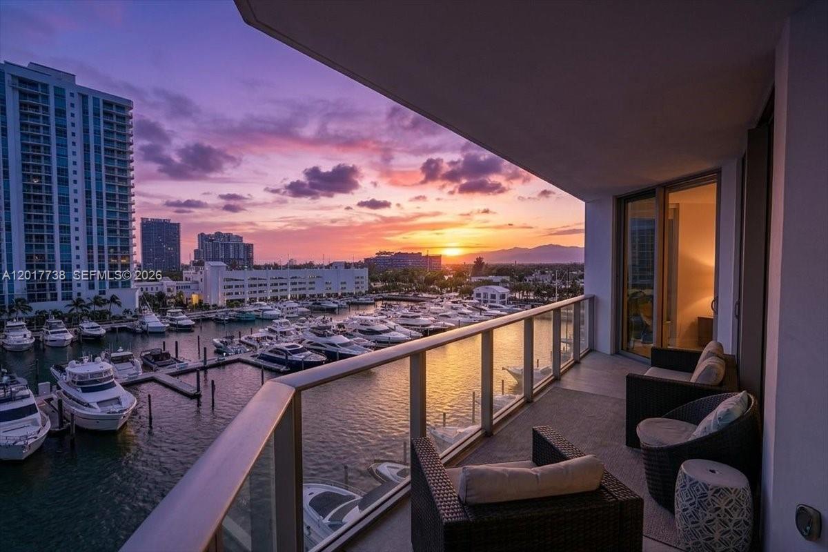 MARINA PALMS RESIDENCES N - Residential