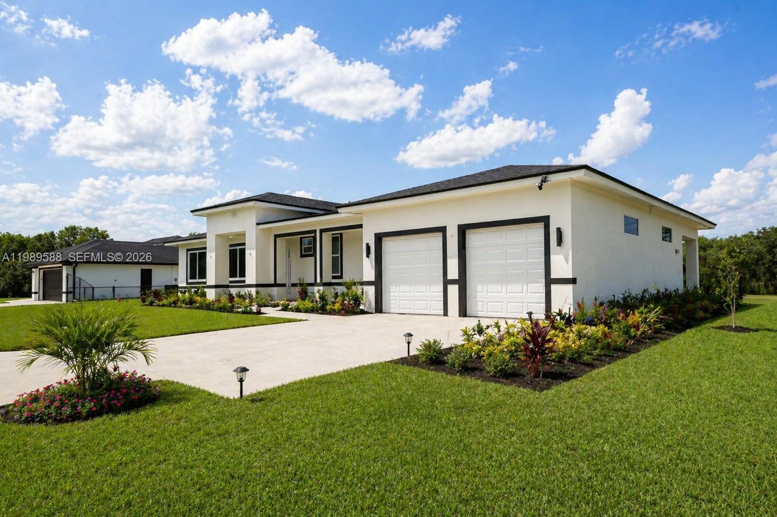 LEHIGH ACRES - Residential