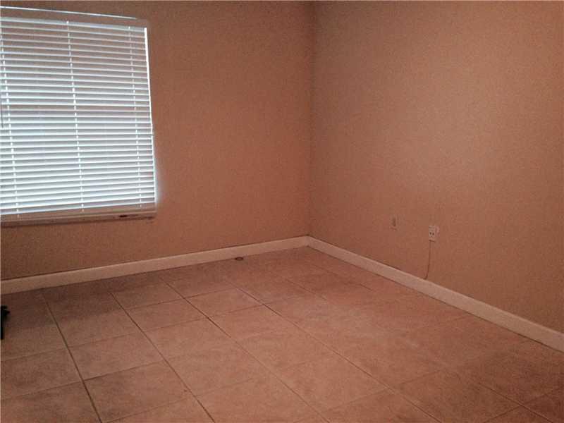 BISCAYNE BEACH CLUB CONDO - Residential Lease