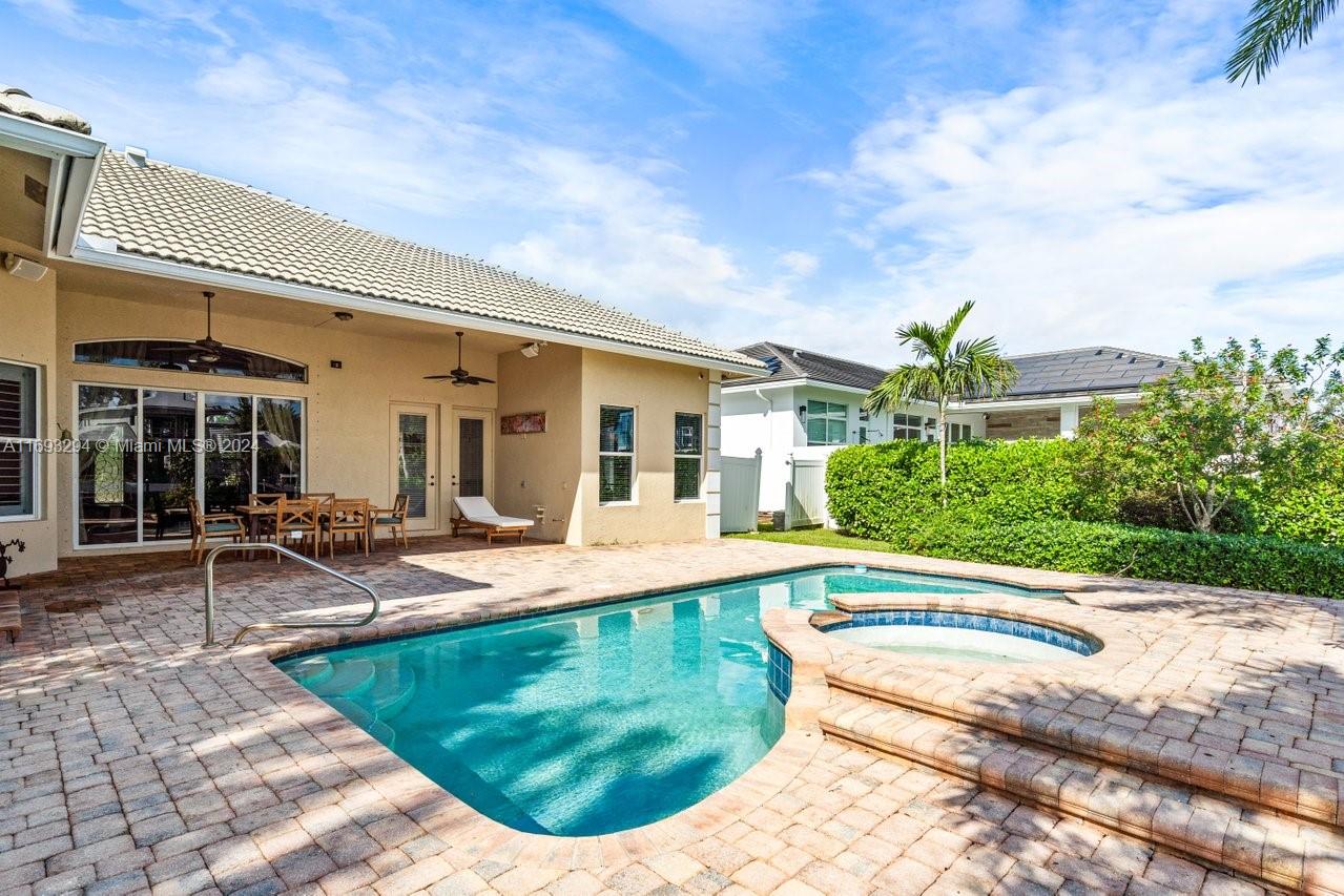 PARADISE PORT - Residential