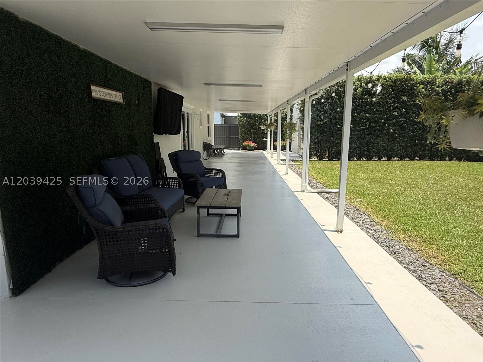 COUNTRY LAKE MANORS SEC 3 - Residential