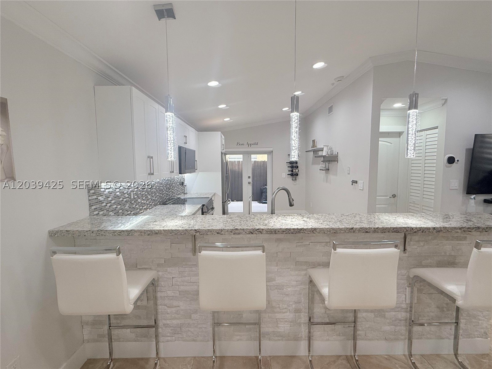 COUNTRY LAKE MANORS SEC 3 - Residential