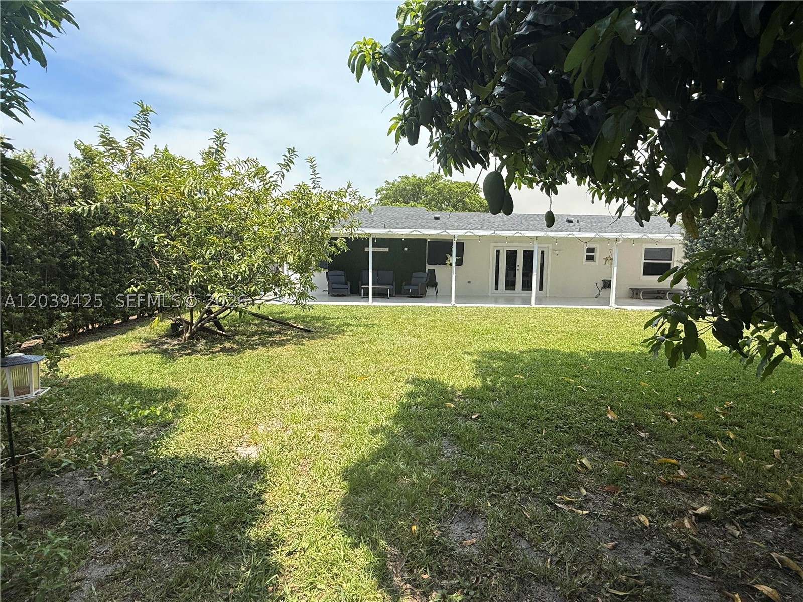 COUNTRY LAKE MANORS SEC 3 - Residential