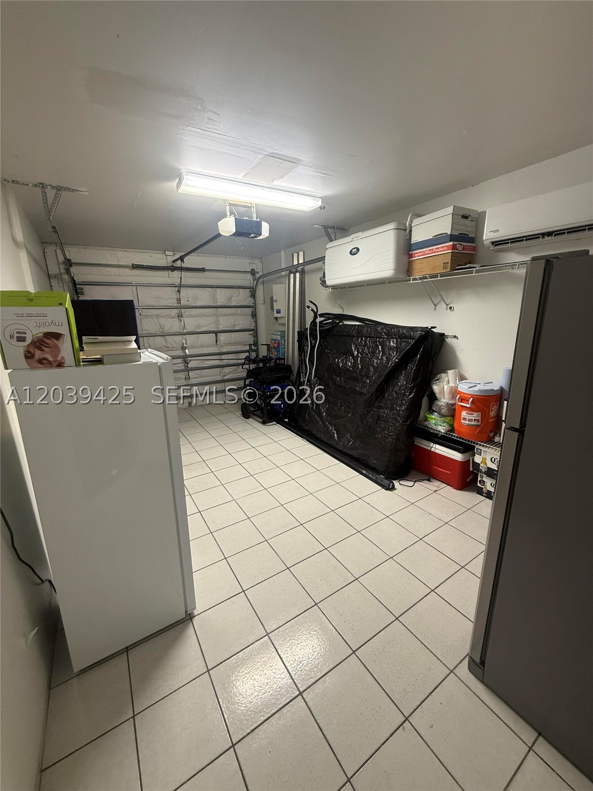 COUNTRY LAKE MANORS SEC 3 - Residential