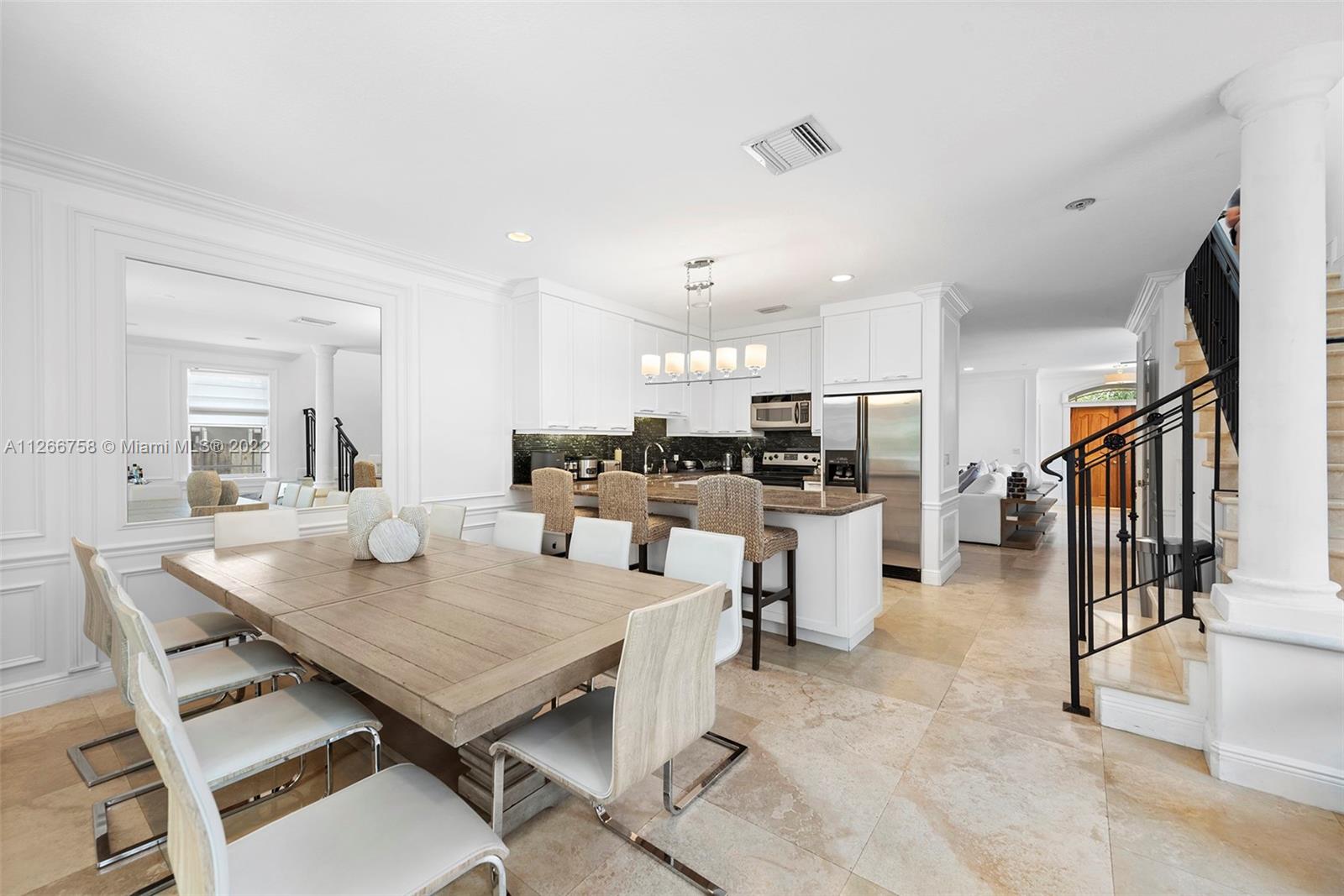 2920-22 WEST TRADE CONDO - Residential