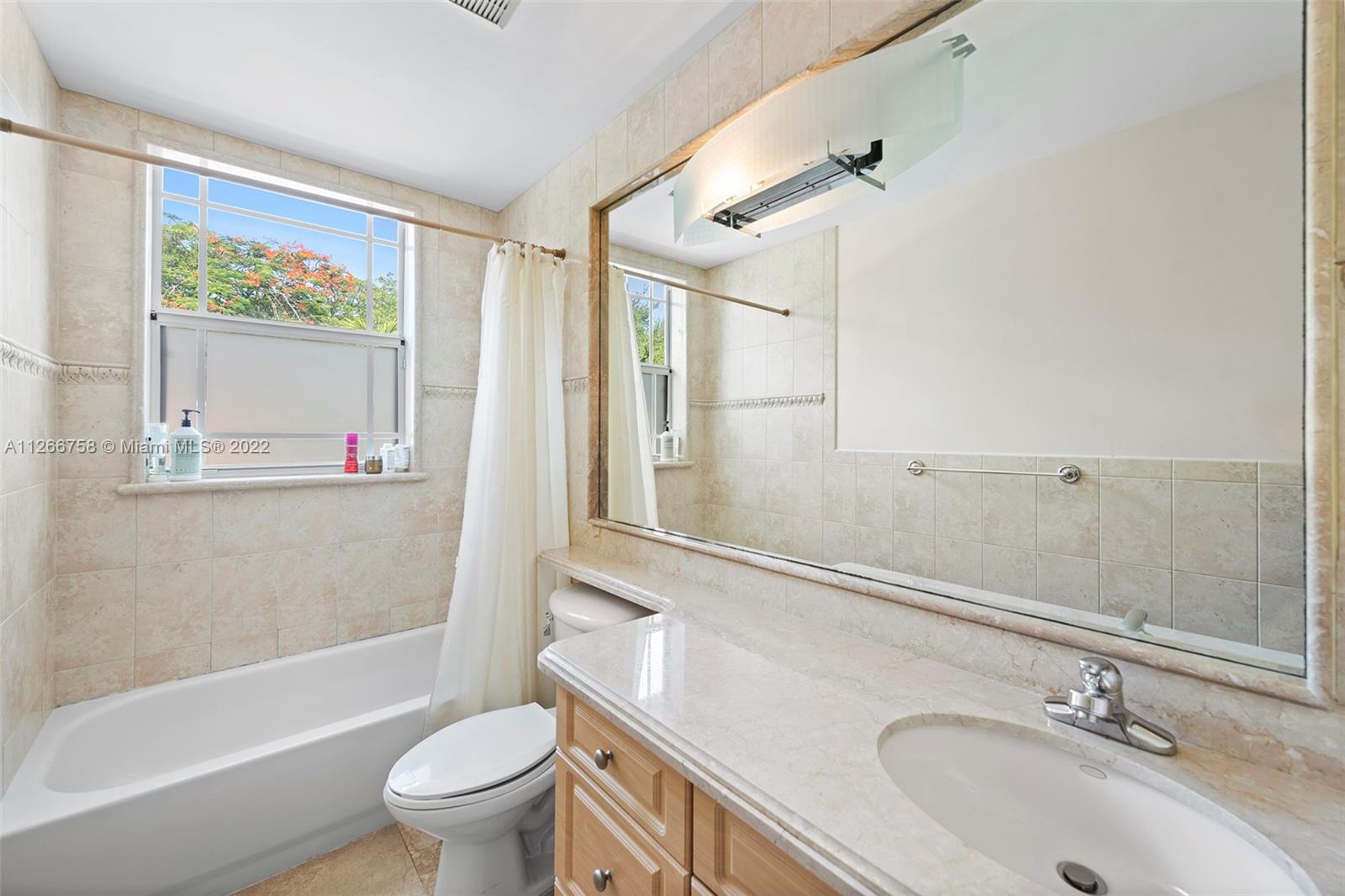 2920-22 WEST TRADE CONDO - Residential