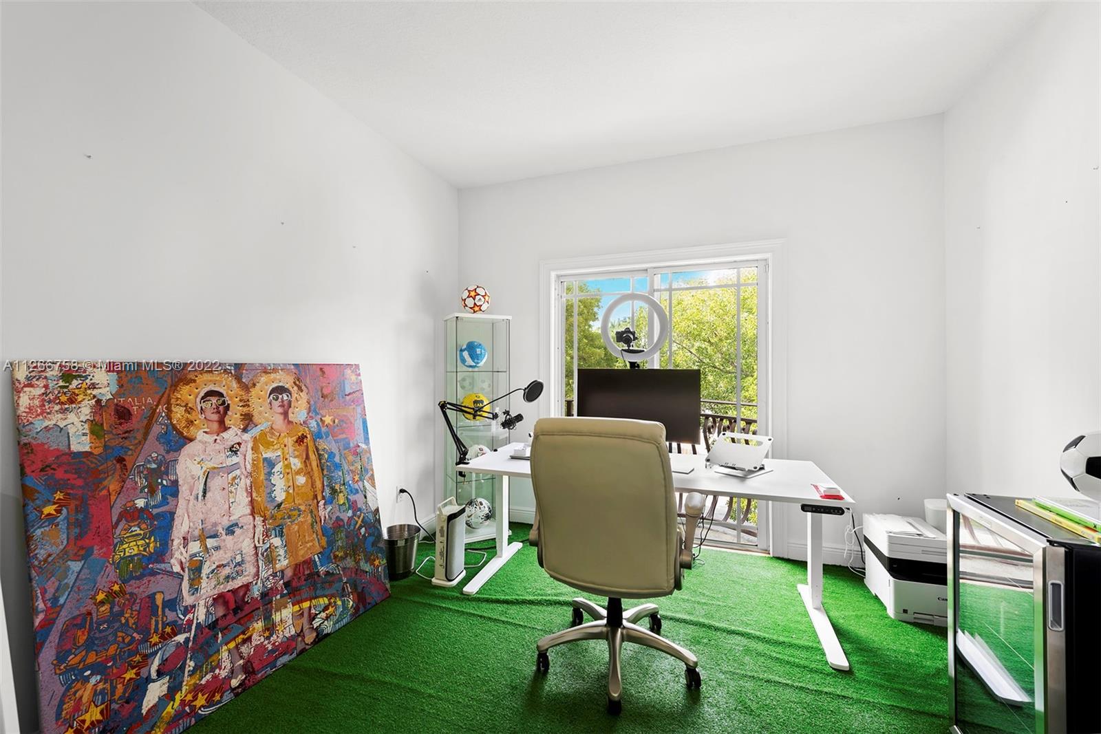 2920-22 WEST TRADE CONDO - Residential