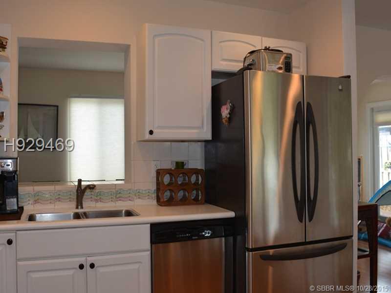 HOLLYWOOD HILLS 6-22 B - Residential