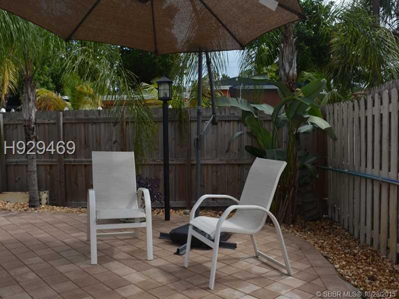 HOLLYWOOD HILLS 6-22 B - Residential