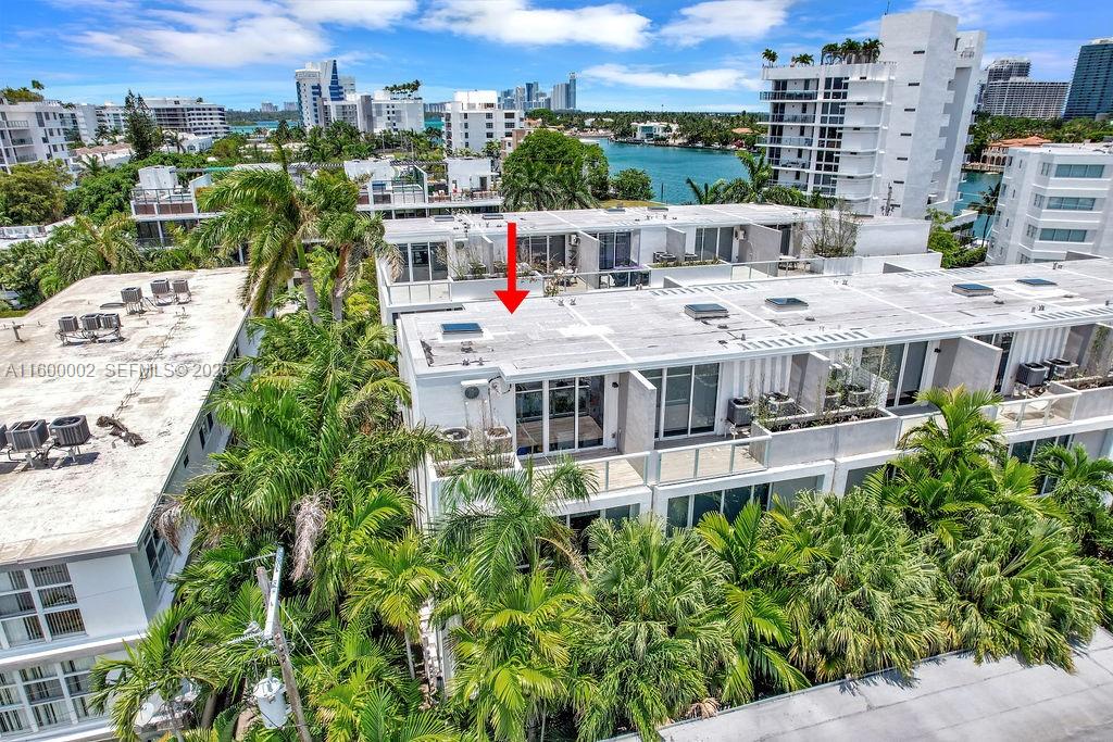 BAY HARBOR ISLAND - Residential