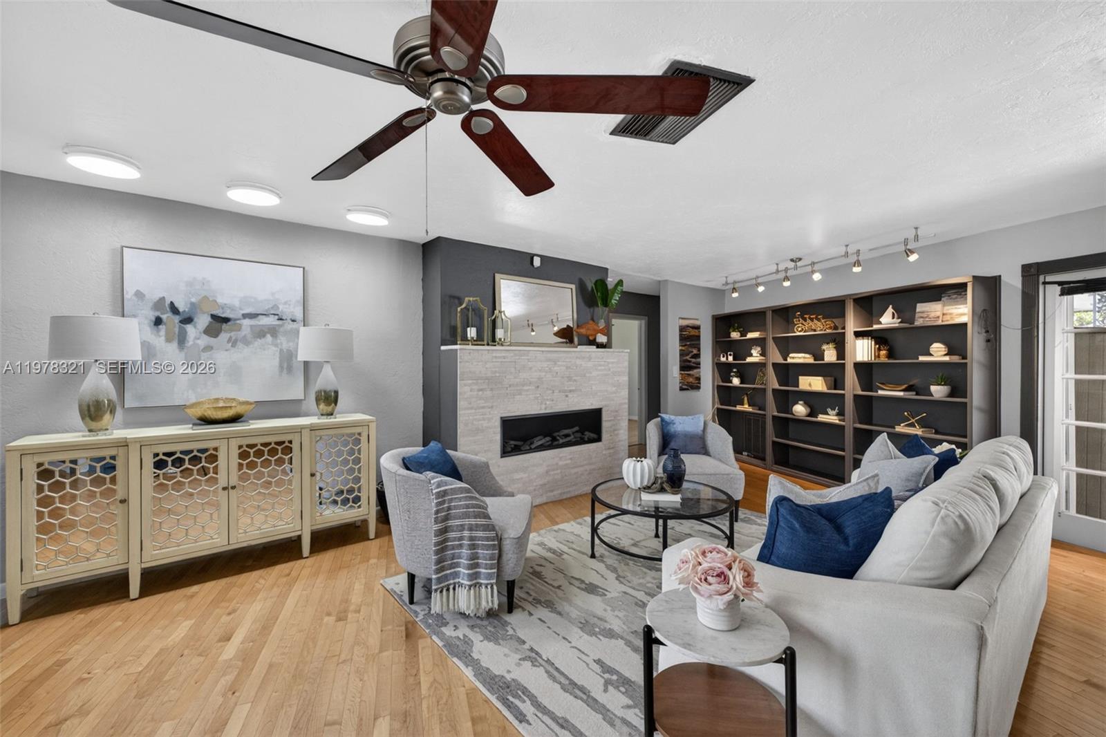 NORTH FORK ESTATES SUBDIV - Residential