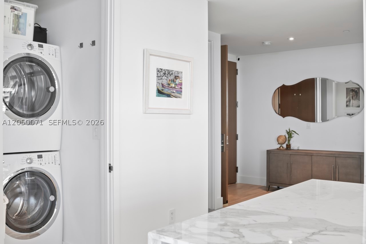 OCEANA BAL HARBOUR CONDO - Residential Lease
