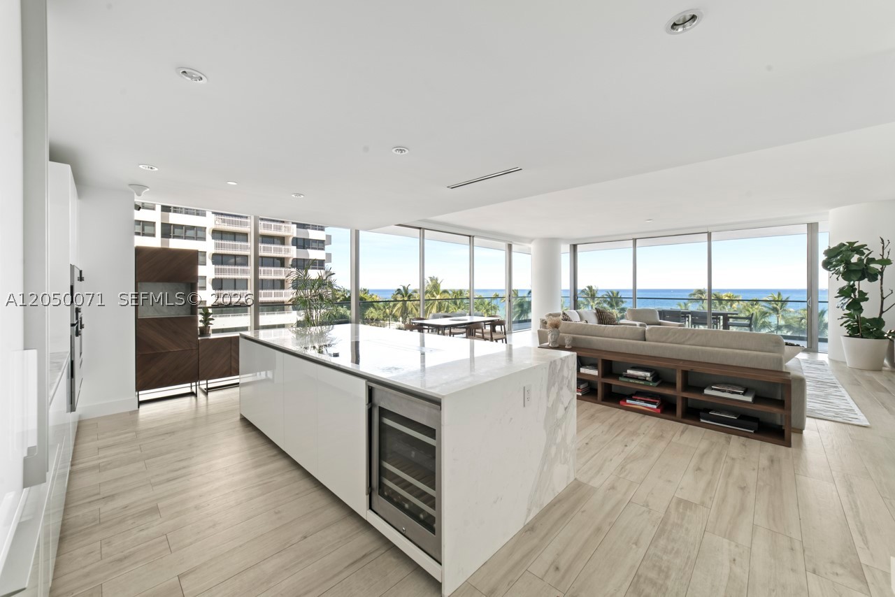 OCEANA BAL HARBOUR CONDO - Residential Lease