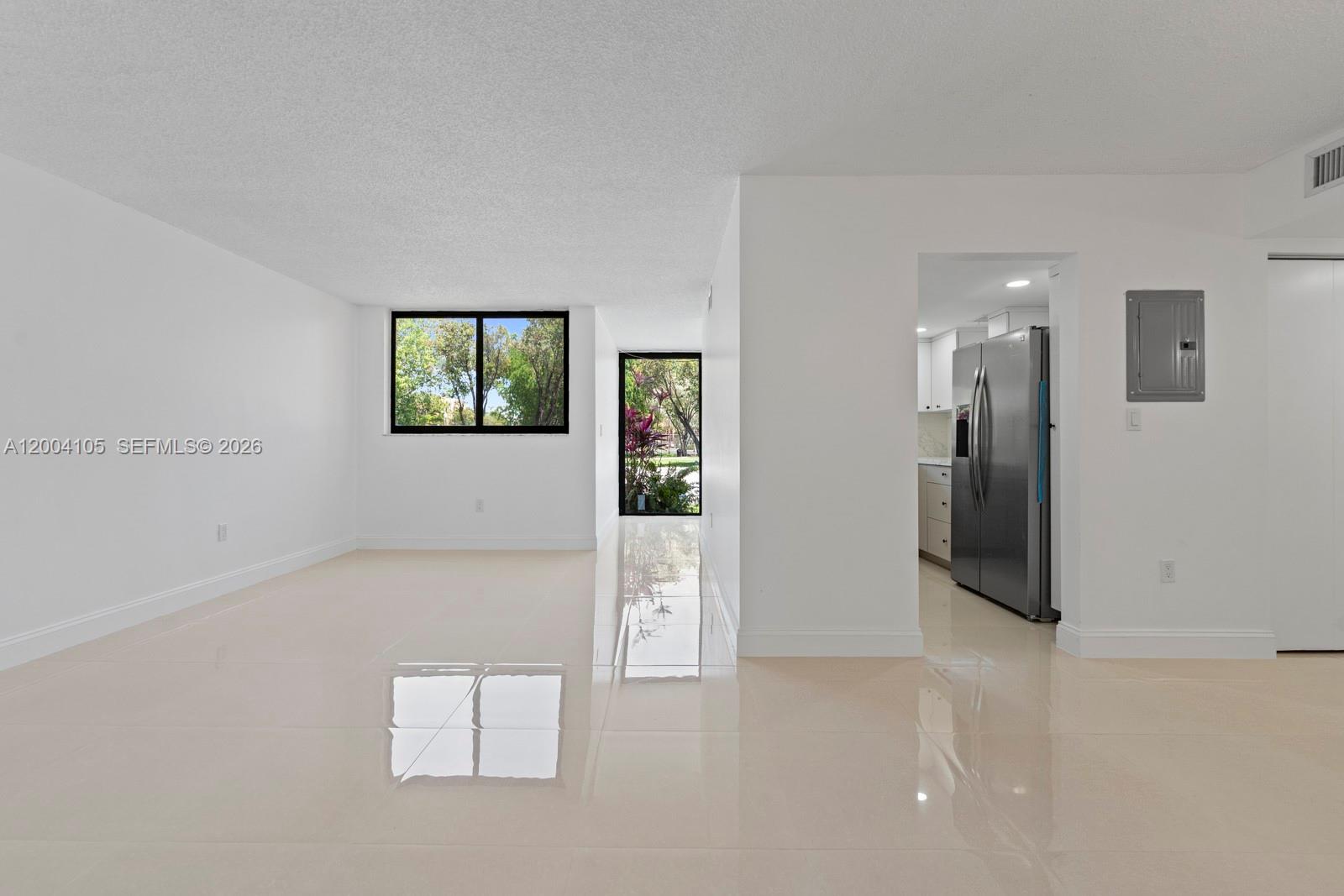 VERSIALLES GARDENS II CON - Residential